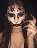 Spider Queen makeup